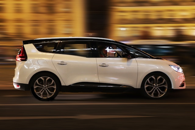 nennpi-no-ii-minivan-2