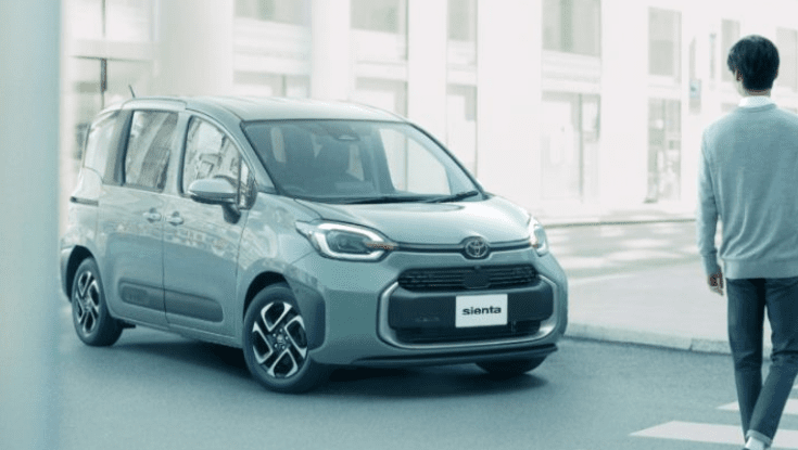 toyota-sienta